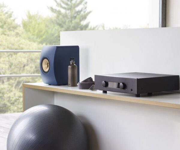 Headphone-Zone-KEF-LS50Meta-Drop-Banner-03_2048x2048